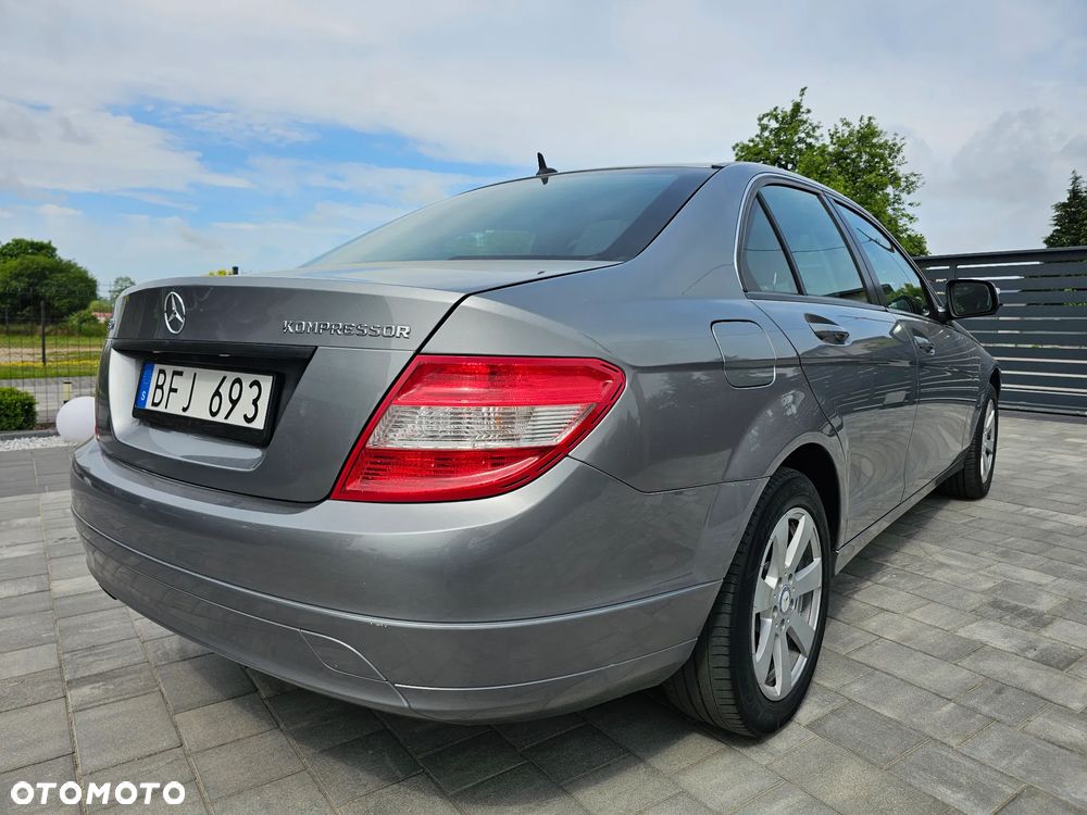 Mercedes-Benz Klasa C 180 Kompressor Automatik Avantgarde - 16