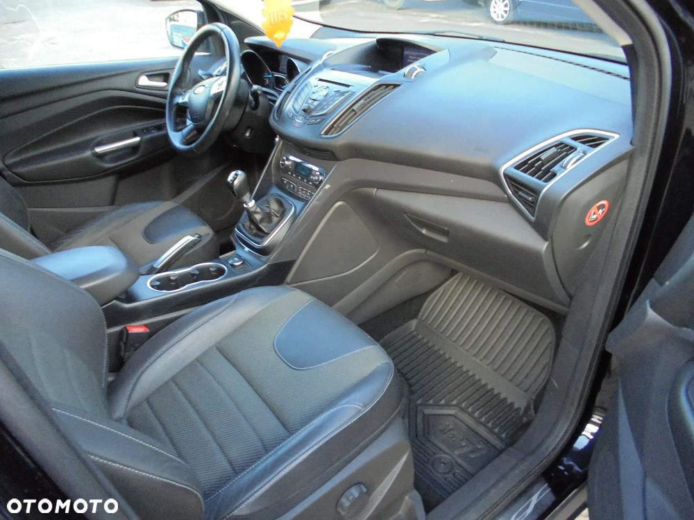 Ford Kuga 2.0 TDCi 4x2 Titanium - 13