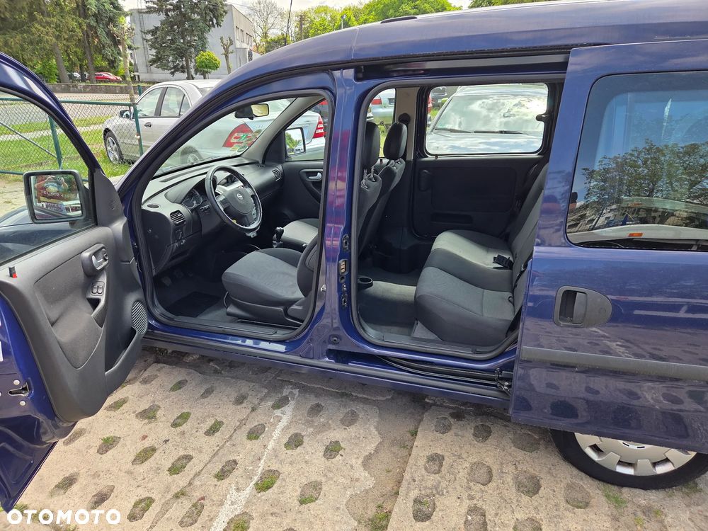 Opel Combo Tour - 32