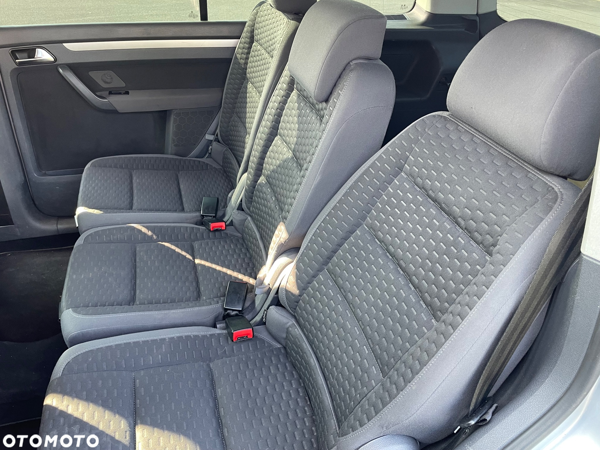 Volkswagen Touran - 28