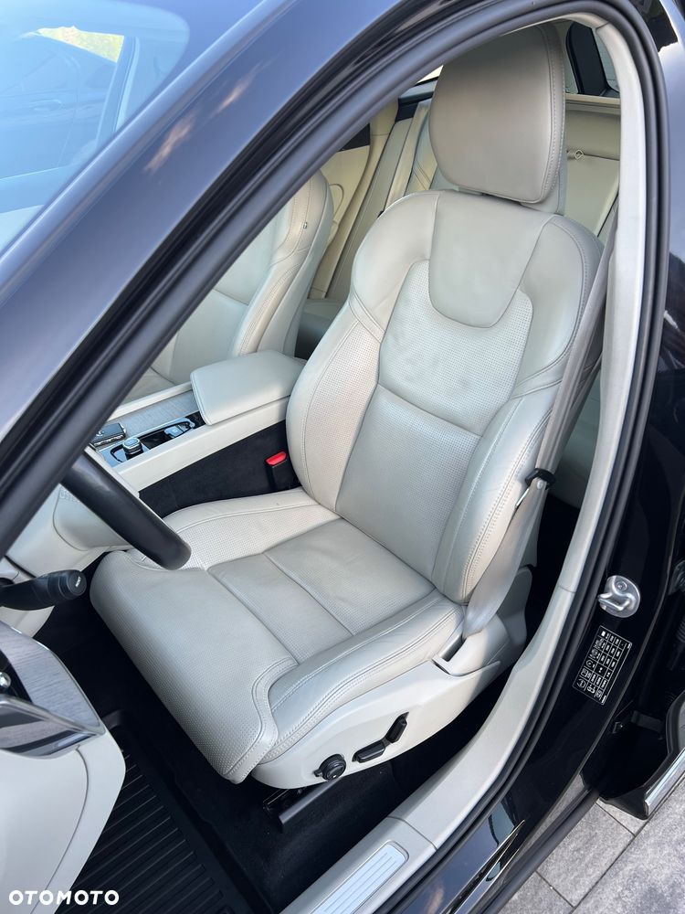 Volvo XC 60 B5 B AWD Inscription - 17