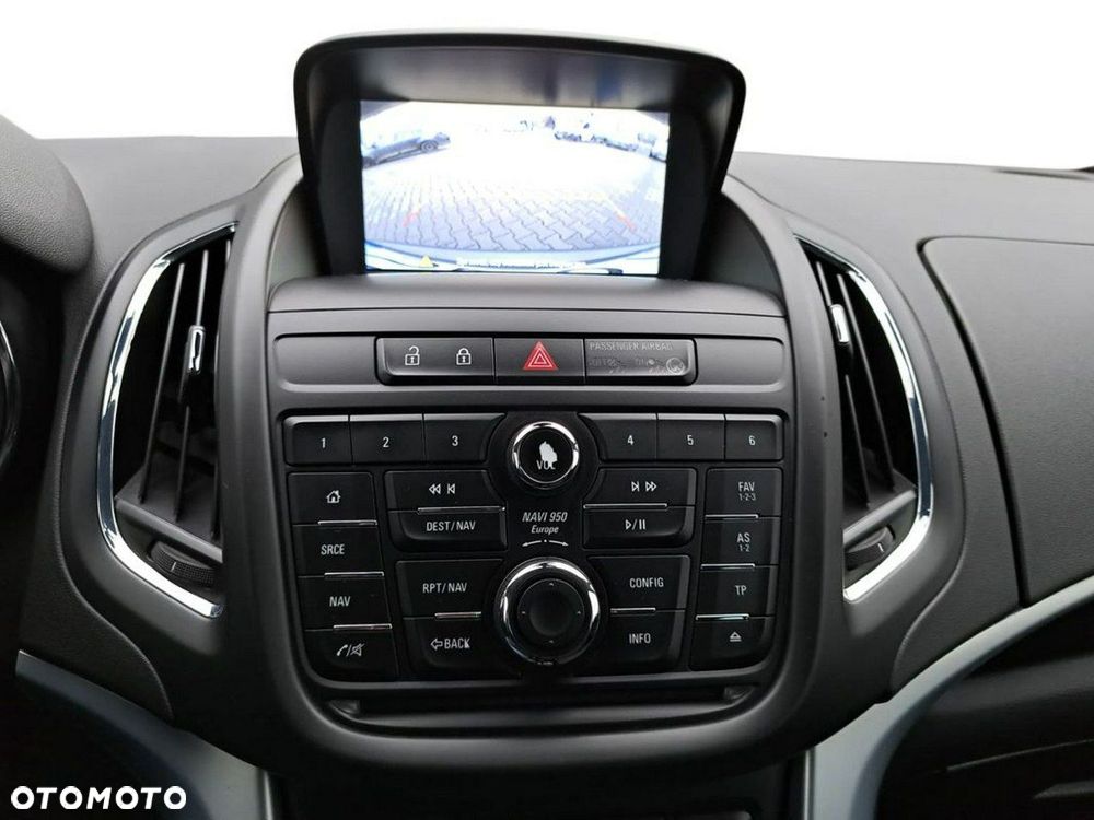 Opel Zafira - 12