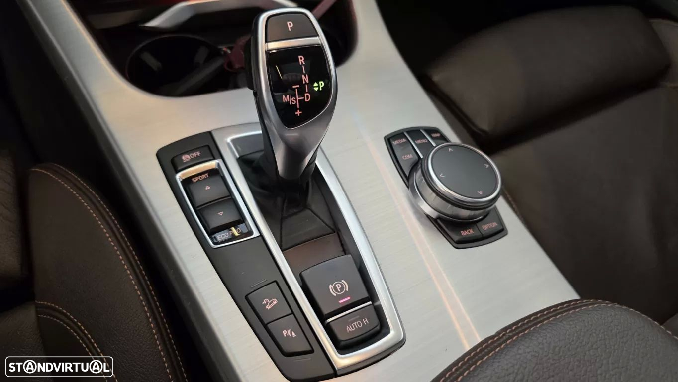 BMW X4 30 d xDrive Pack M - 54