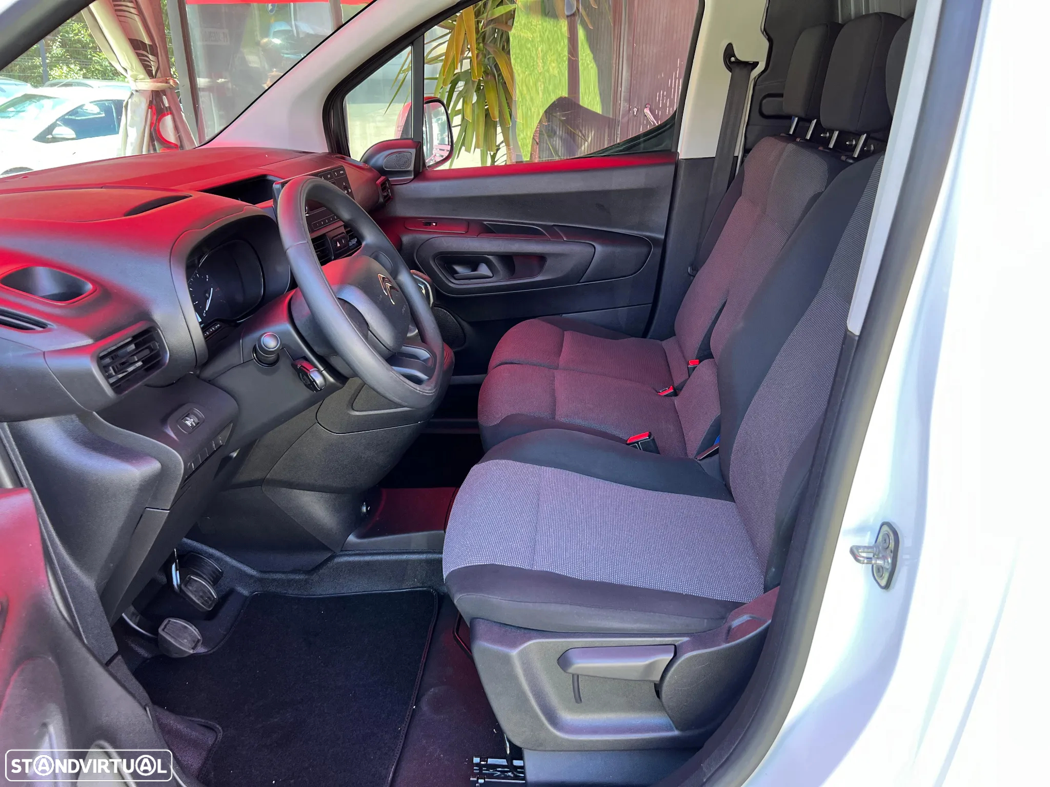 Citroën Berlingo 1.6 HDI Longa - 3 Lug. - 21