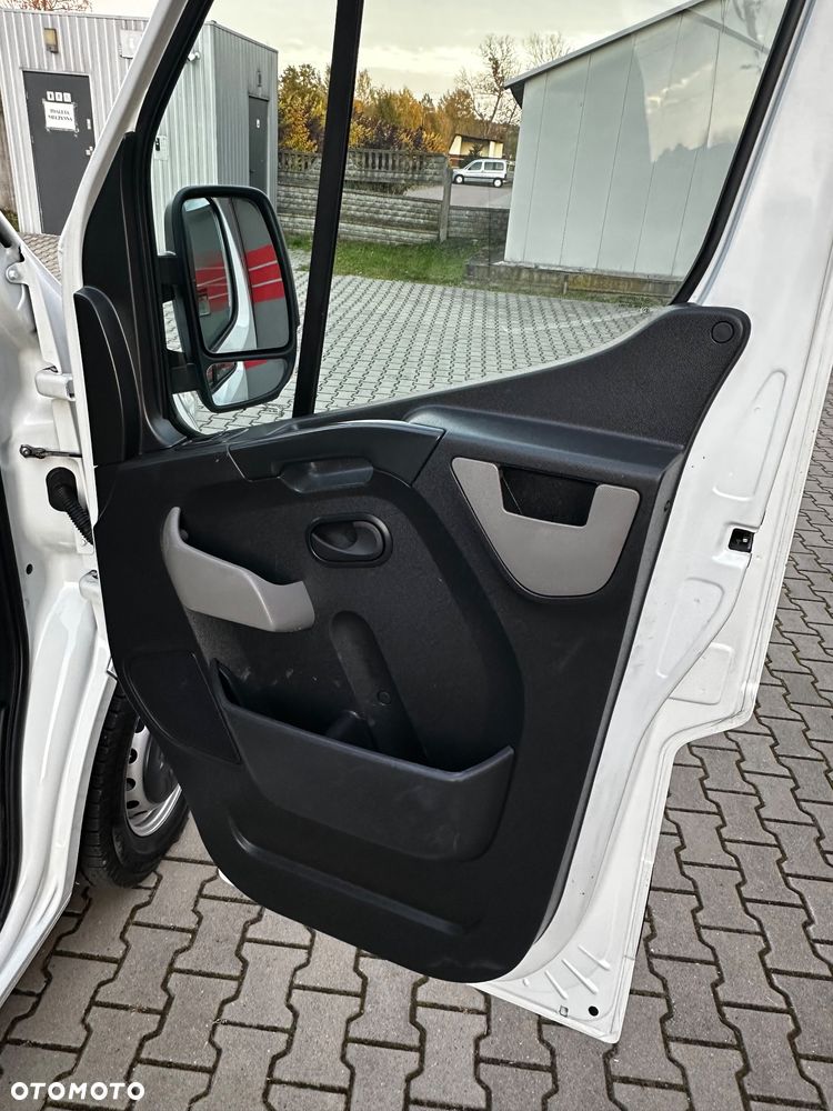 Opel Movano - 16
