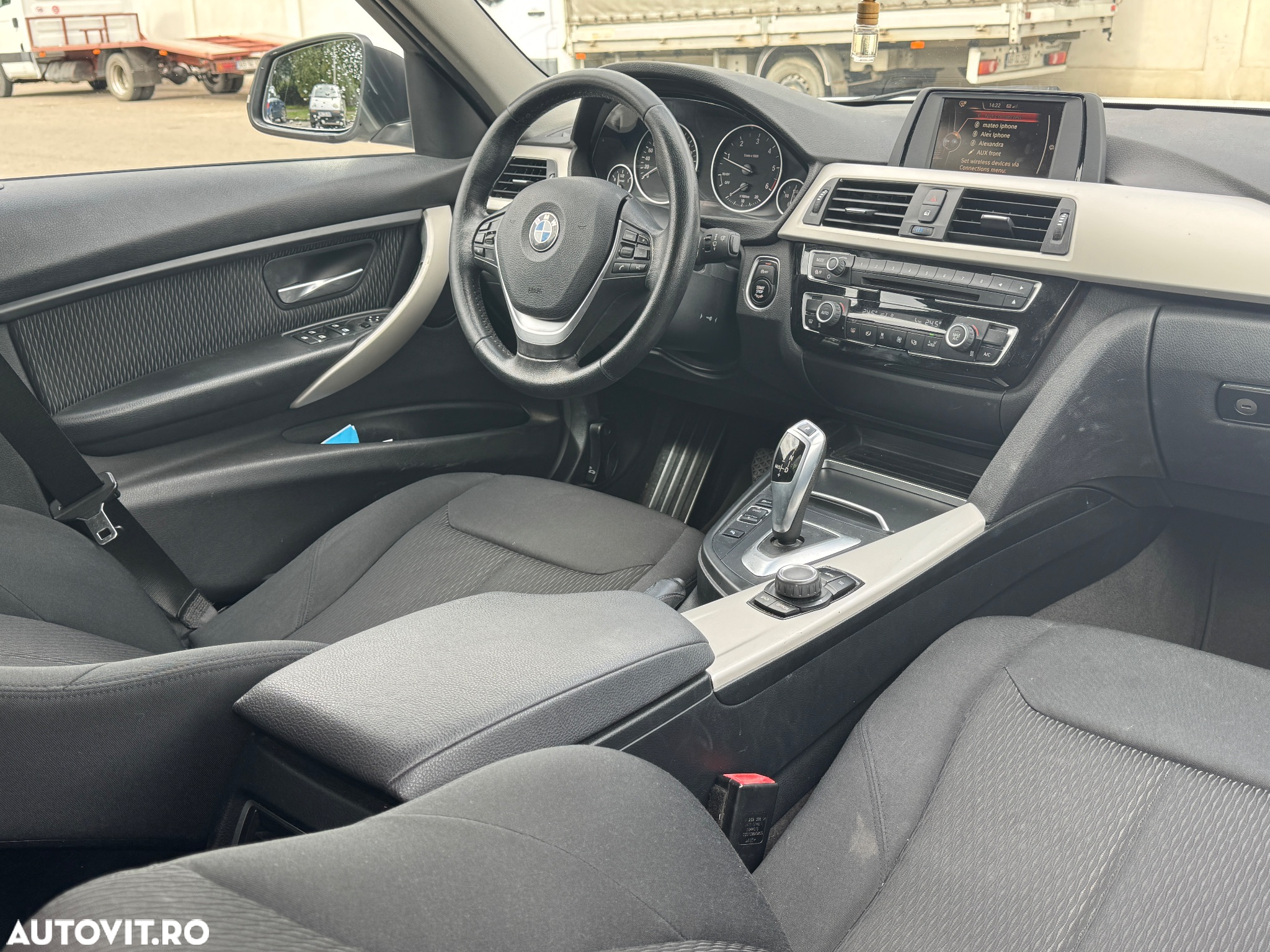 BMW Seria 3 318d Touring Aut. Blue Performance Sport Line - 6