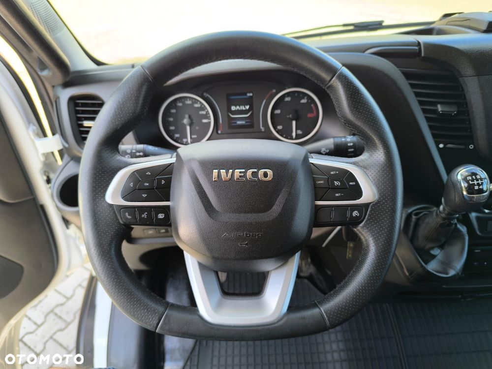 Iveco Daily 70C18 WINDA 1000kg, Sypialnia, 6.50m, 16Palet, 2xFirana + Zsuwany Dach! - 24