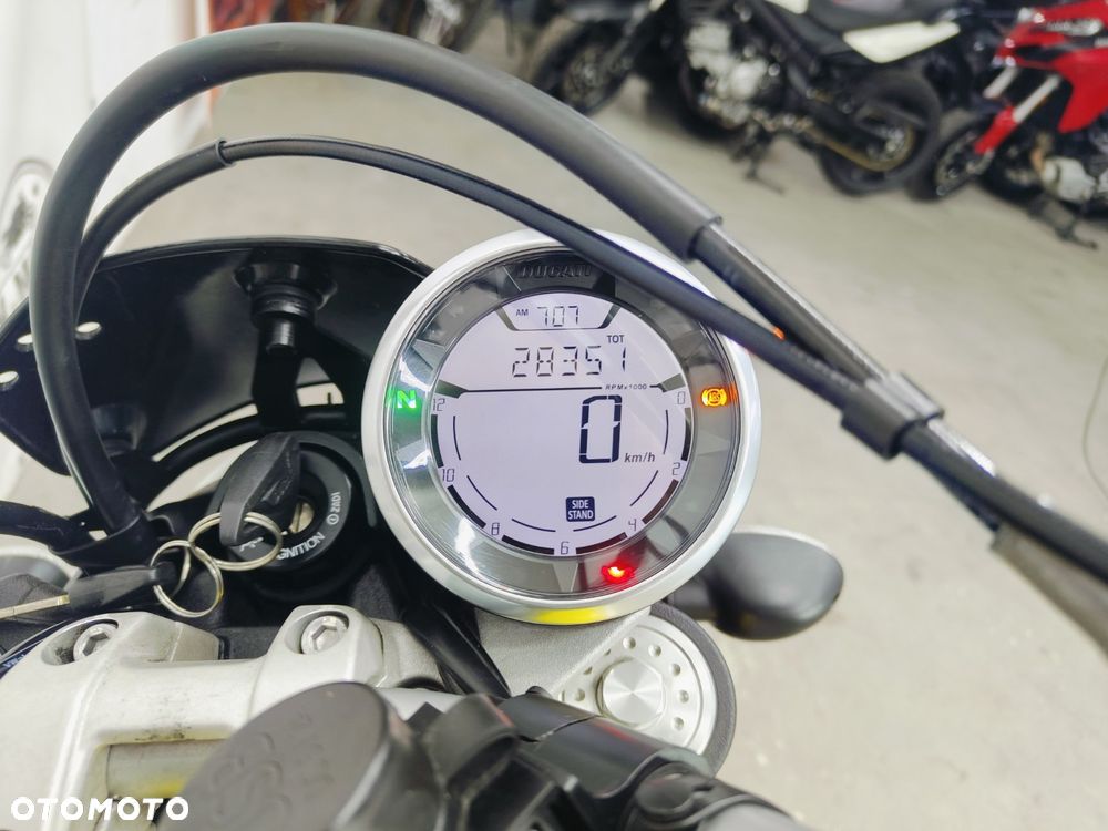 Ducati Scrambler - 15