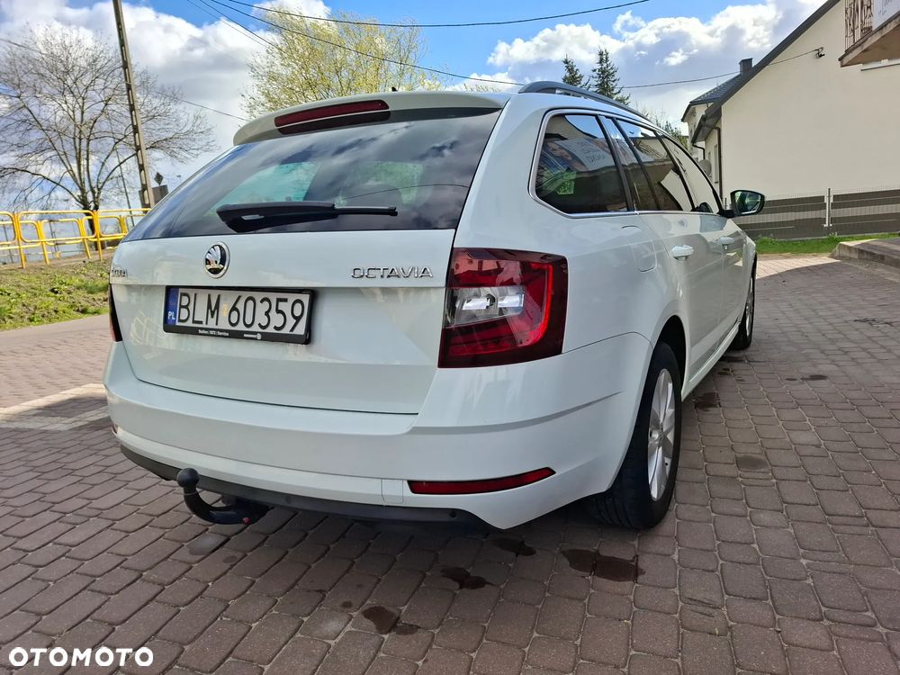 Skoda Octavia 1.6 TDI Premium Edition - 3
