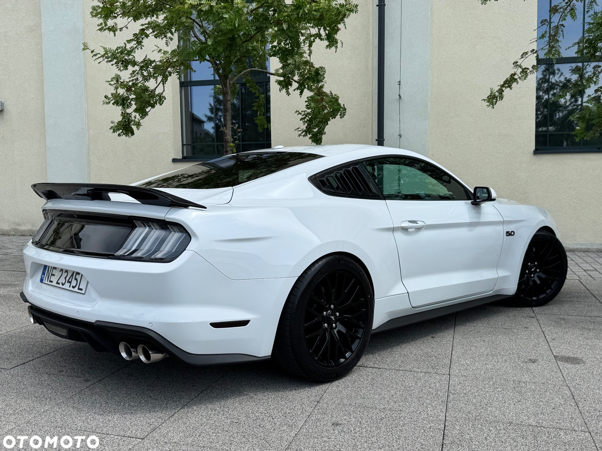 Ford Mustang 5.0 V8 GT - 17