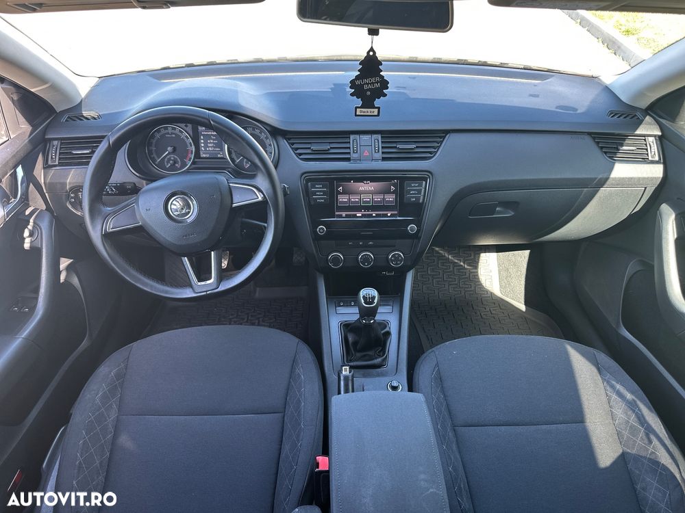 Skoda Octavia 1.6 TDI Joy - 8
