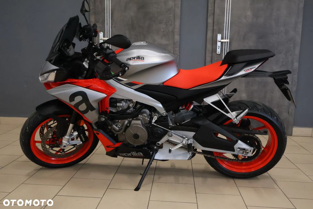 Aprilia Tuono - 6