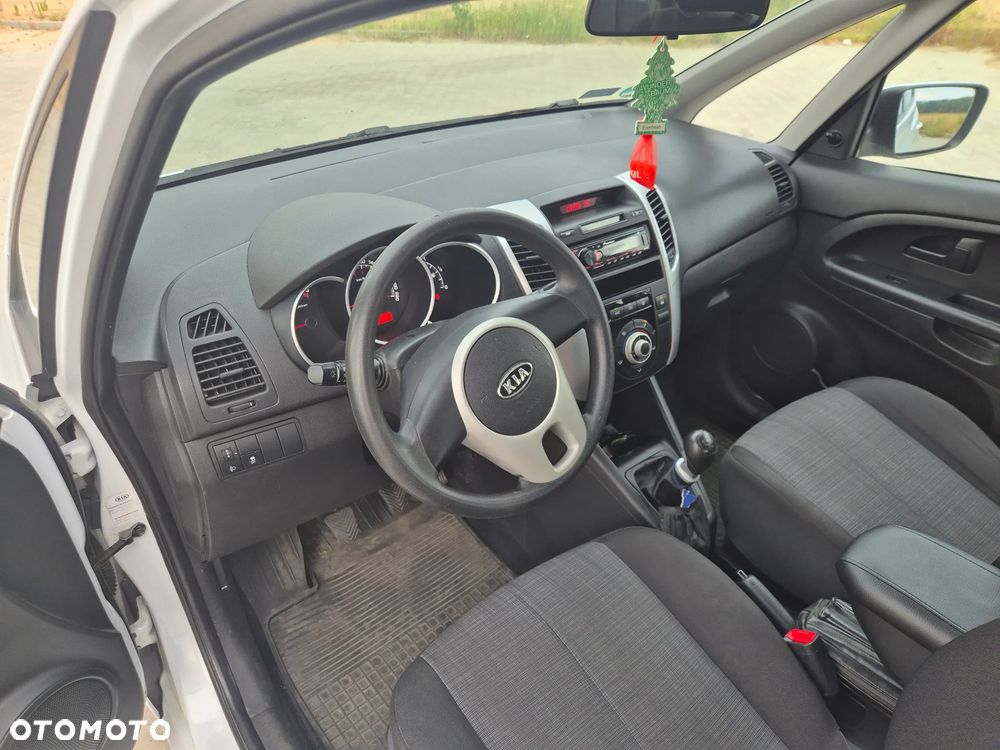 Kia Venga 1.4 L - 7