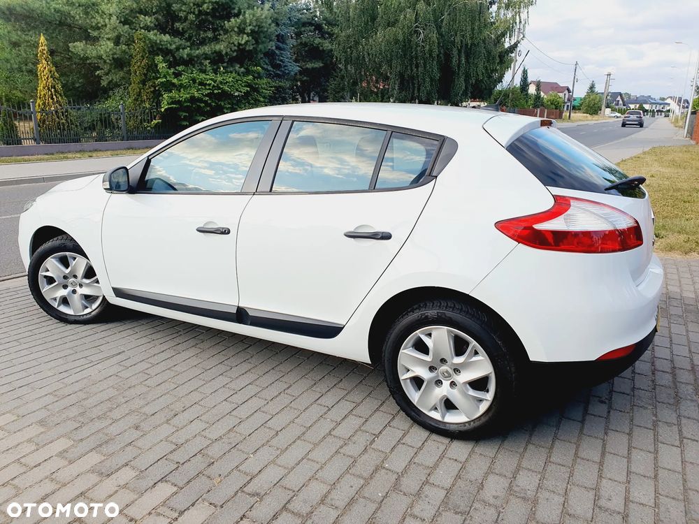 Renault Megane - 25