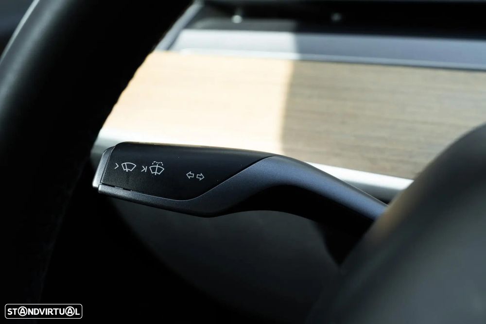 Tesla Model 3 Long-Range Dual Motor AWD - 44