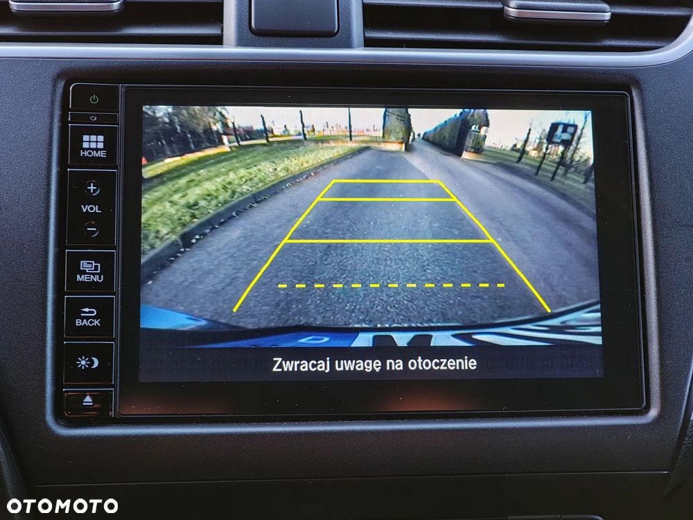 Honda Civic 1.8 i-VTEC Lifestyle - 33