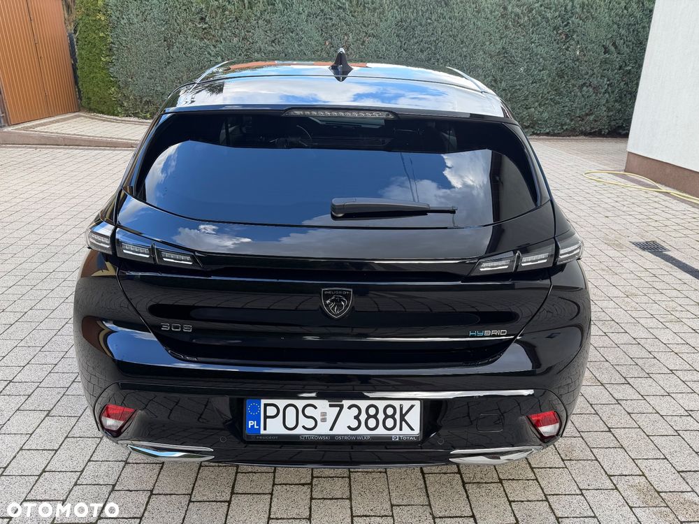 Peugeot 308 - 8