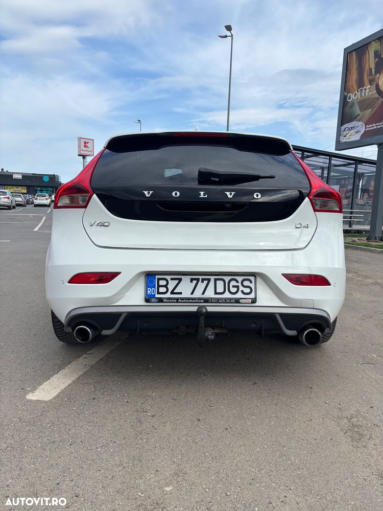 Volvo V40 D4 VEA R-Design - 7