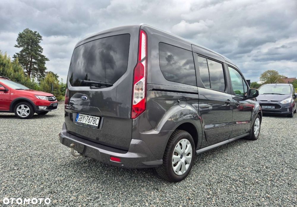 Ford Tourneo Connect Grand - 28