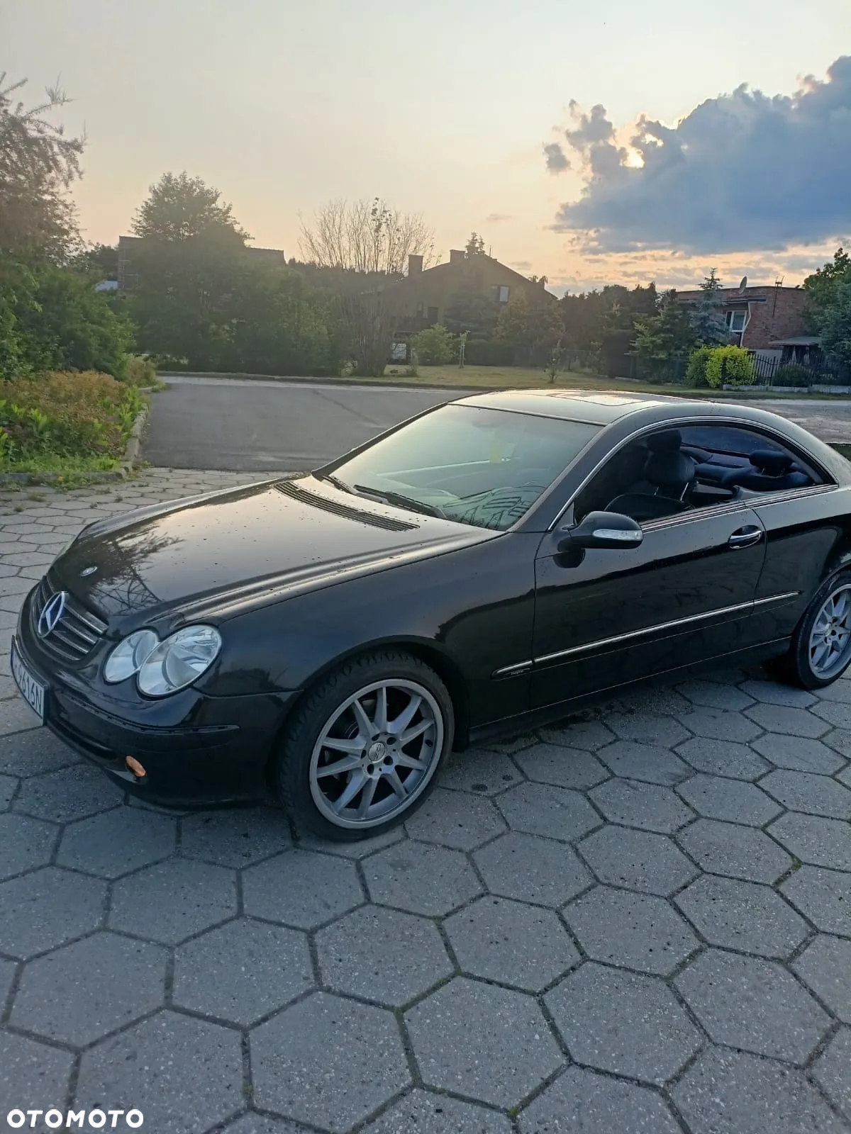 Mercedes-Benz CLK - 2