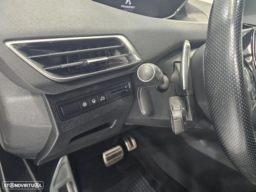 Peugeot 3008 1.5 BlueHDi GT Pack EAT8 - 32