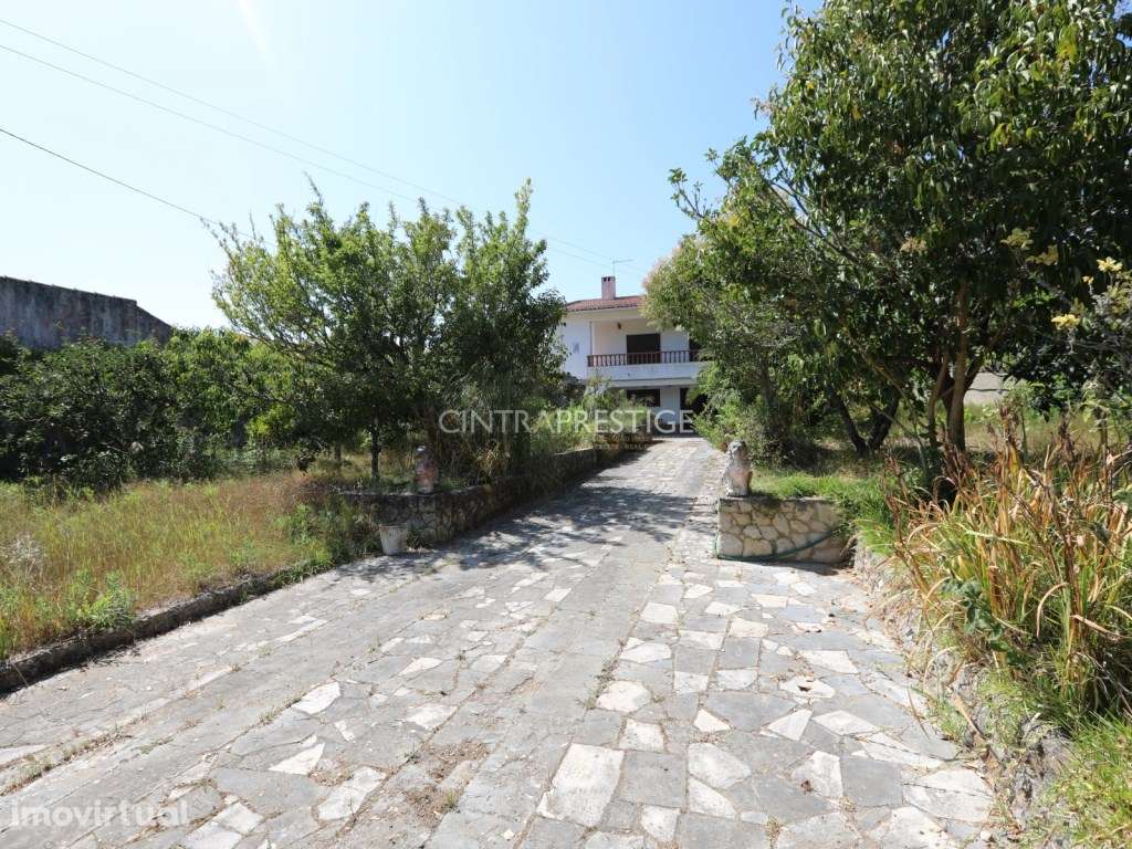 Moradia T4 em Galamares - Espaço, Conforto e Natureza. - Grande imagem: 2/40