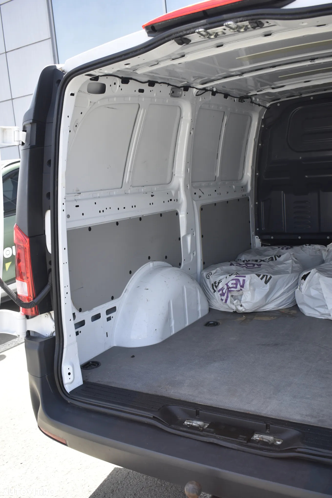 Mercedes-Benz Vito Furgon 114 CDI FWD Long - 9