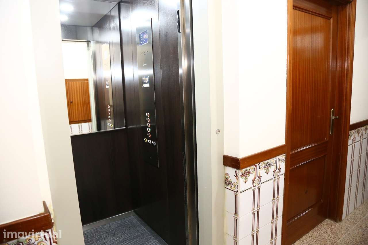 Apartamento T2 Venda em Lustosa e Barrosas (Santo Estêvão),Lousada - Grande imagem: 4/22
