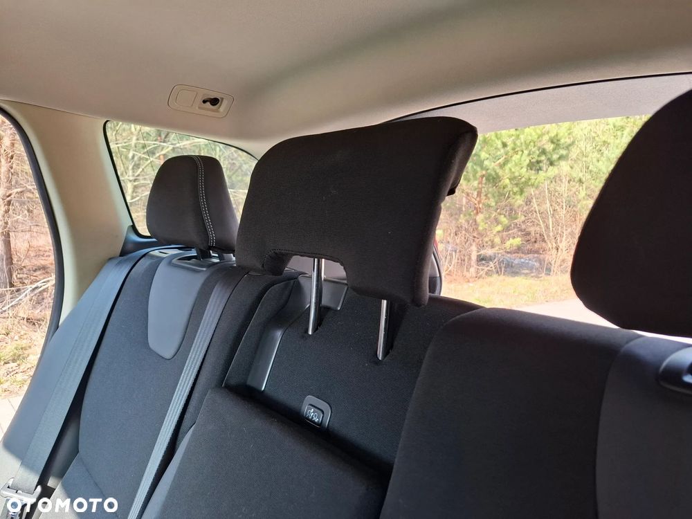 Volvo XC 60 3.2 AWD RDesign - 36