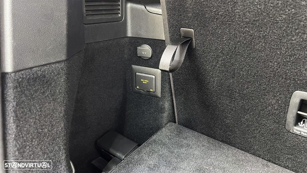 VW Touran 1.6 TDI Confortline DSG - 35