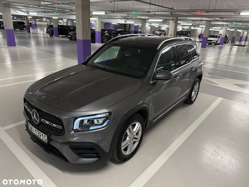 Mercedes-Benz GLB 250 4Matic 8G-DCT - 14