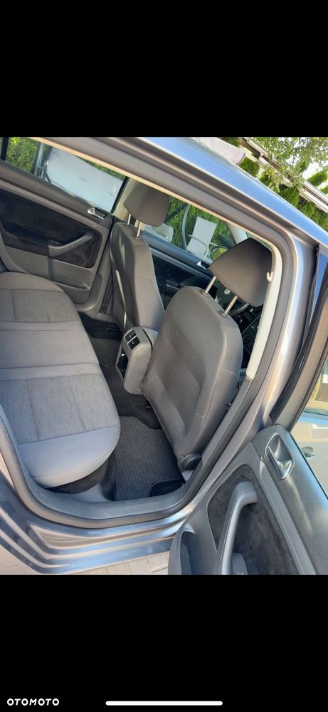 Volkswagen Golf - 16