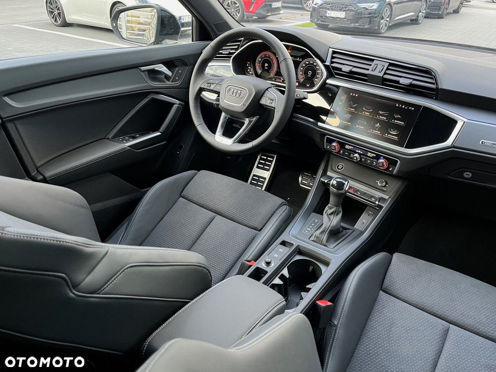 Audi Q3 Sportback - 17