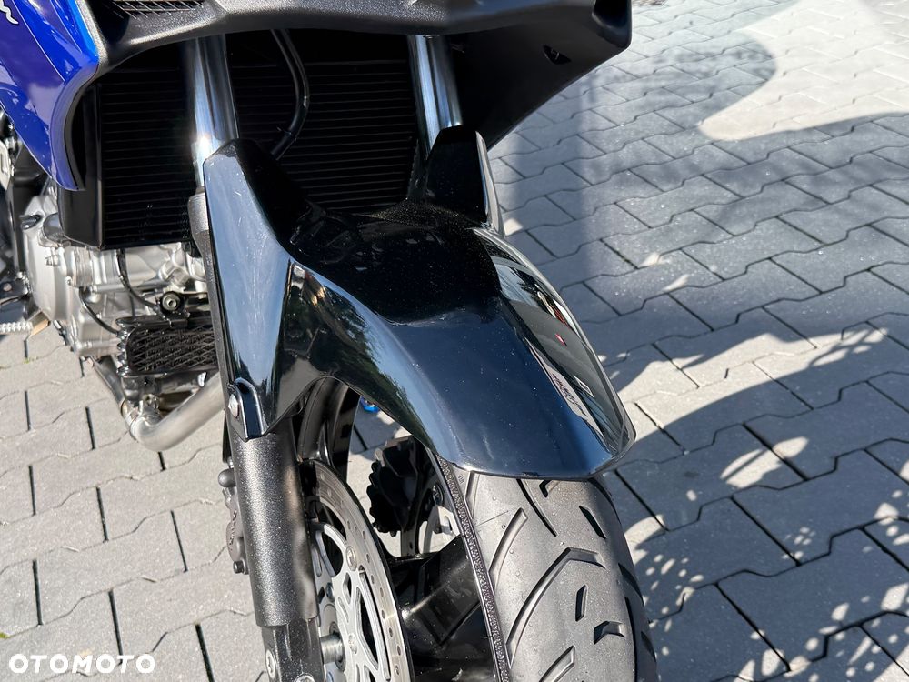 Suzuki V-STROM - 19