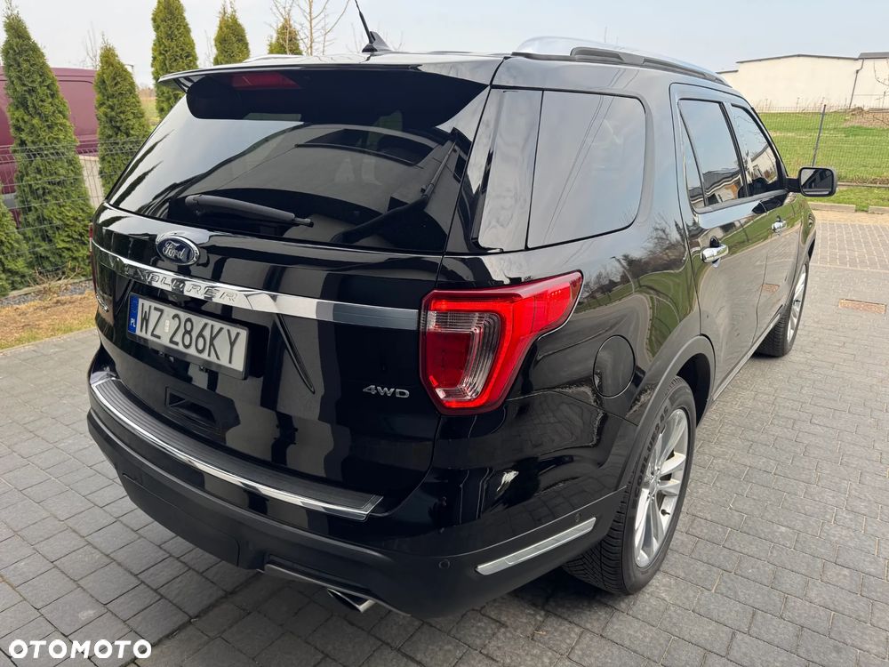 Ford Explorer - 7