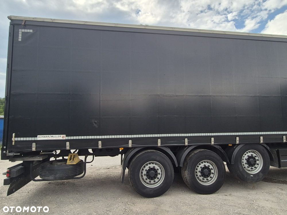 Schwarzmuller S1 - 6