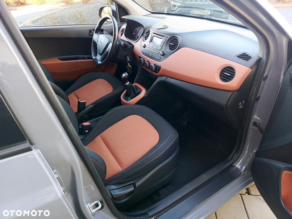 Hyundai i10 1.0 BlueDrive Premium - 10