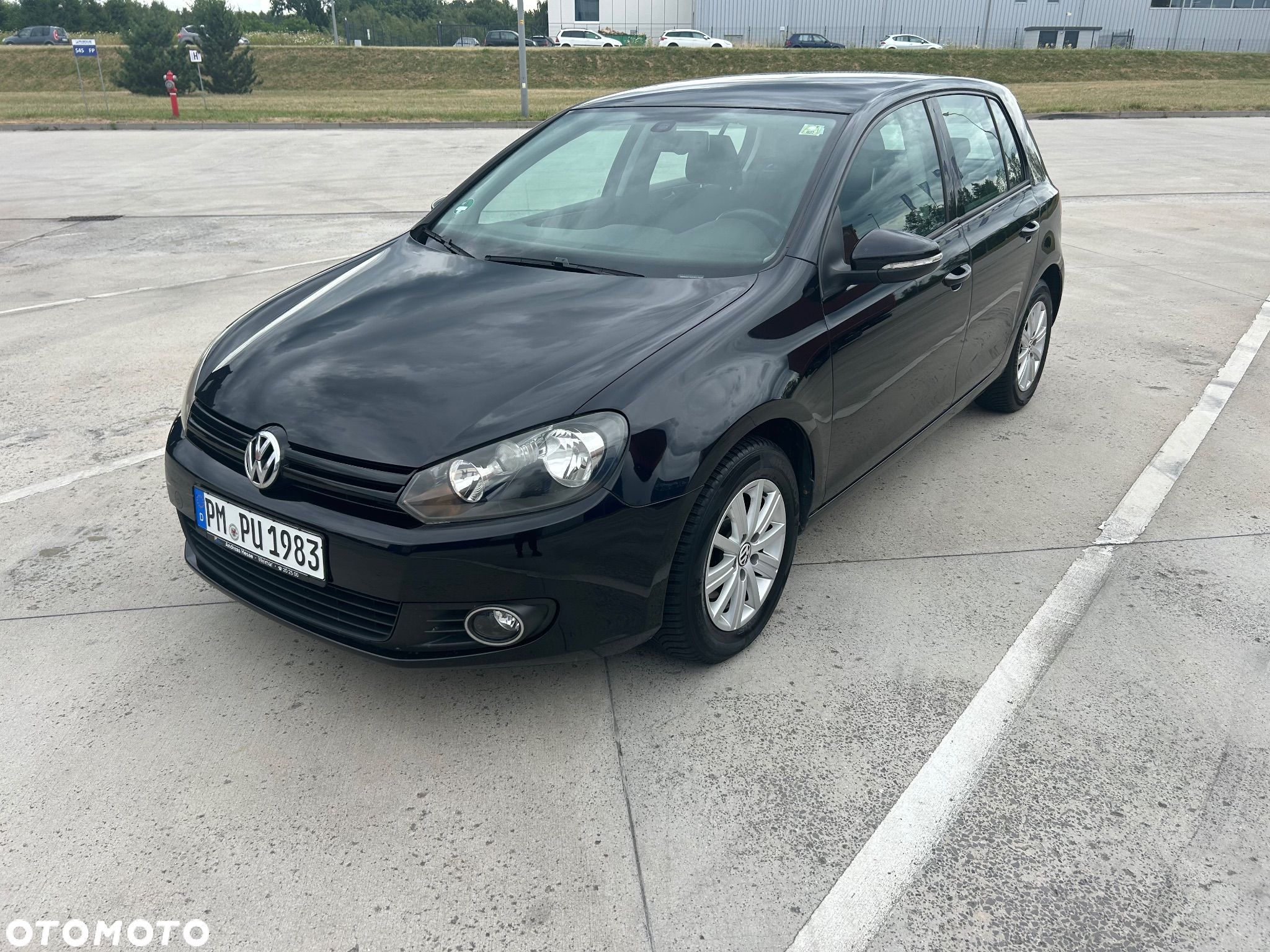 Volkswagen Golf 1.6 TDI BlueMotion Technology Comfortline - 1