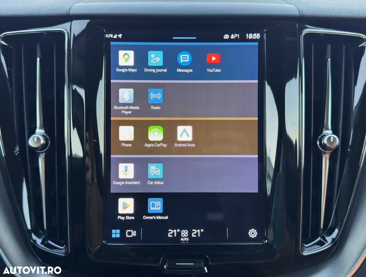 Volvo XC 60 B4 MHEV AT8 FWD Momentum Pro - 28