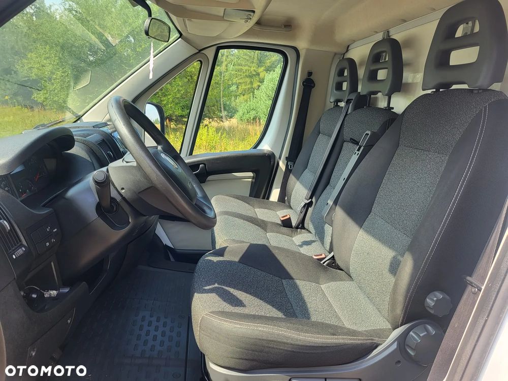Fiat Ducato 2016r 2.3 JTD 130KM Izoterma Chłodnia Food Truck Sklep HAKI na mięso półki Mroźnia Agregat - 23