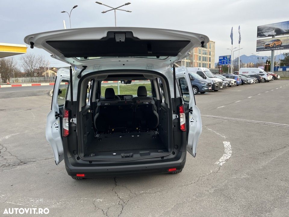 Ford Tourneo Courier - 8