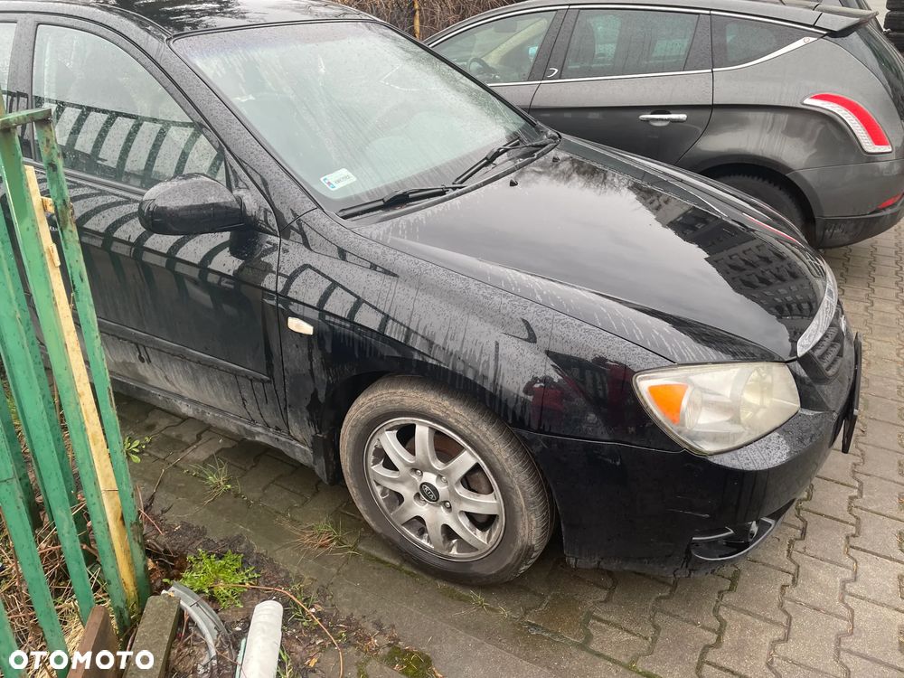 Kia Cerato 1.6 Comfort + - 8