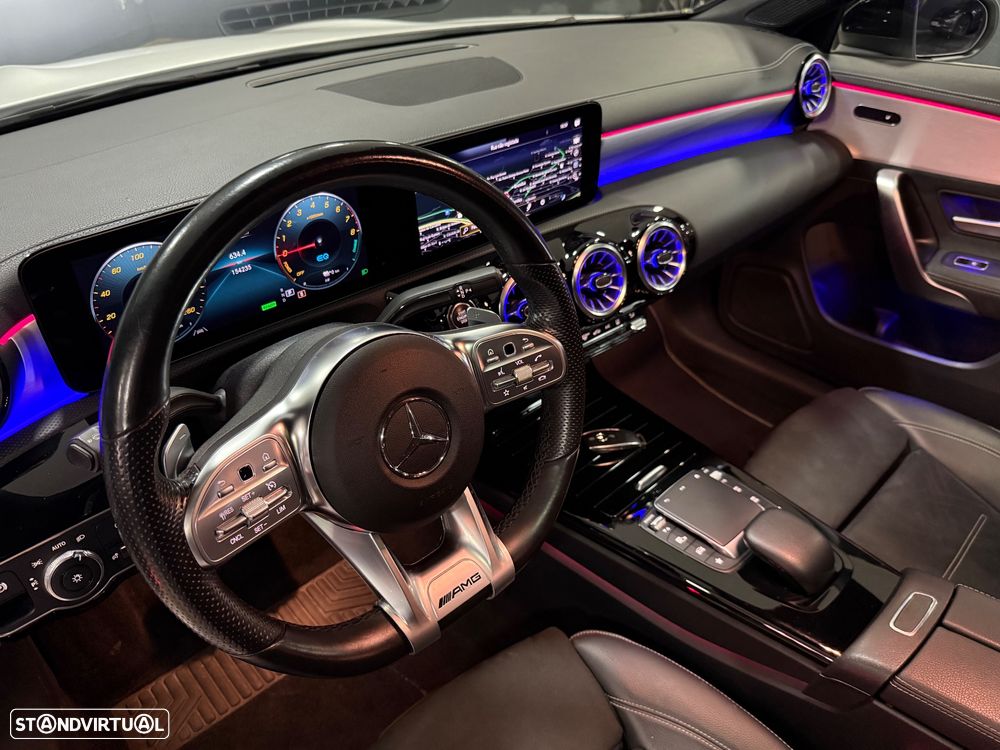 Mercedes-Benz CLA 250 e Shooting Brake 8G-DCT AMG Line - 13