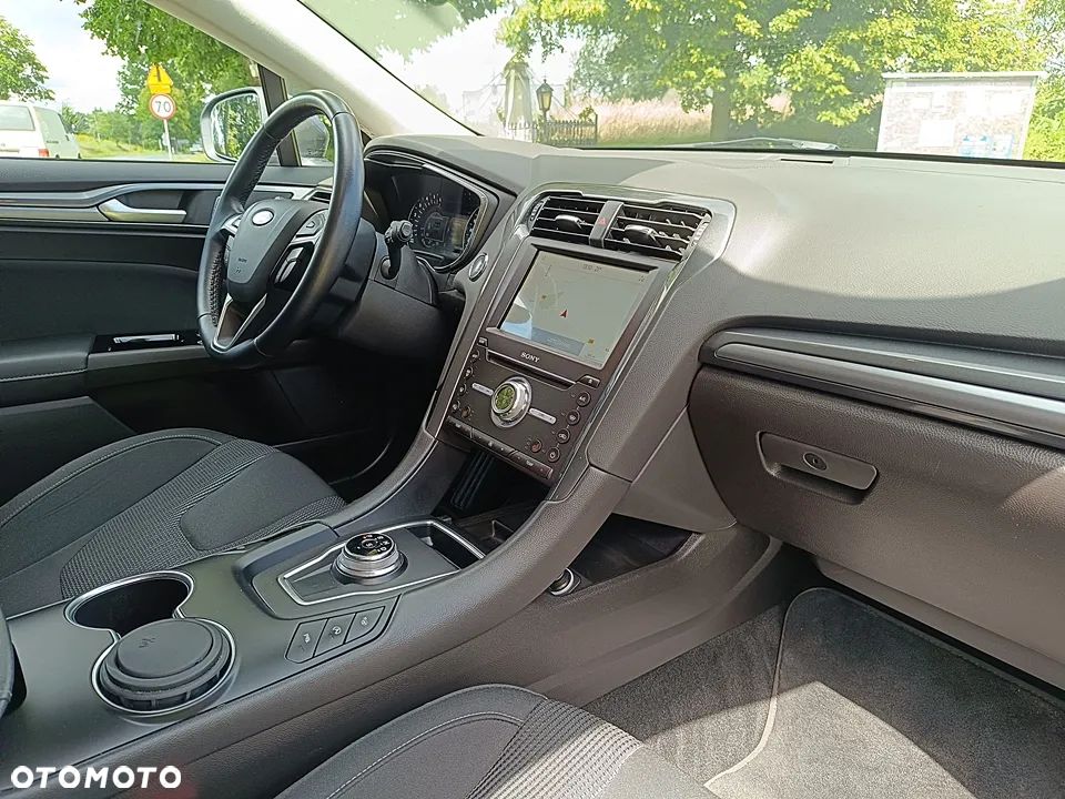 Ford Mondeo 2.0 EcoBlue Titanium - 25