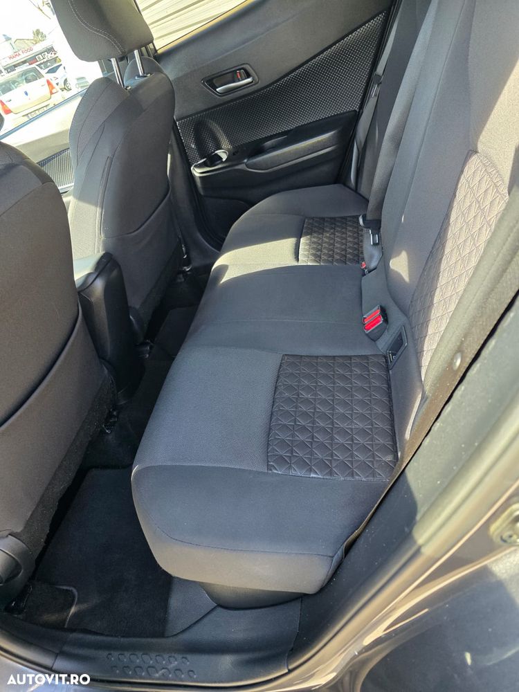 Toyota C-HR 1.8 HSD 122 CP 4x2 CVT C-ult Style - 13