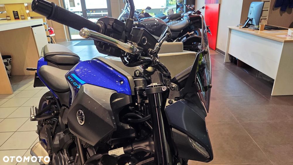 Yamaha MT - 6