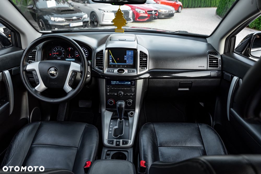 Chevrolet Captiva 2.4 LT+ - 28
