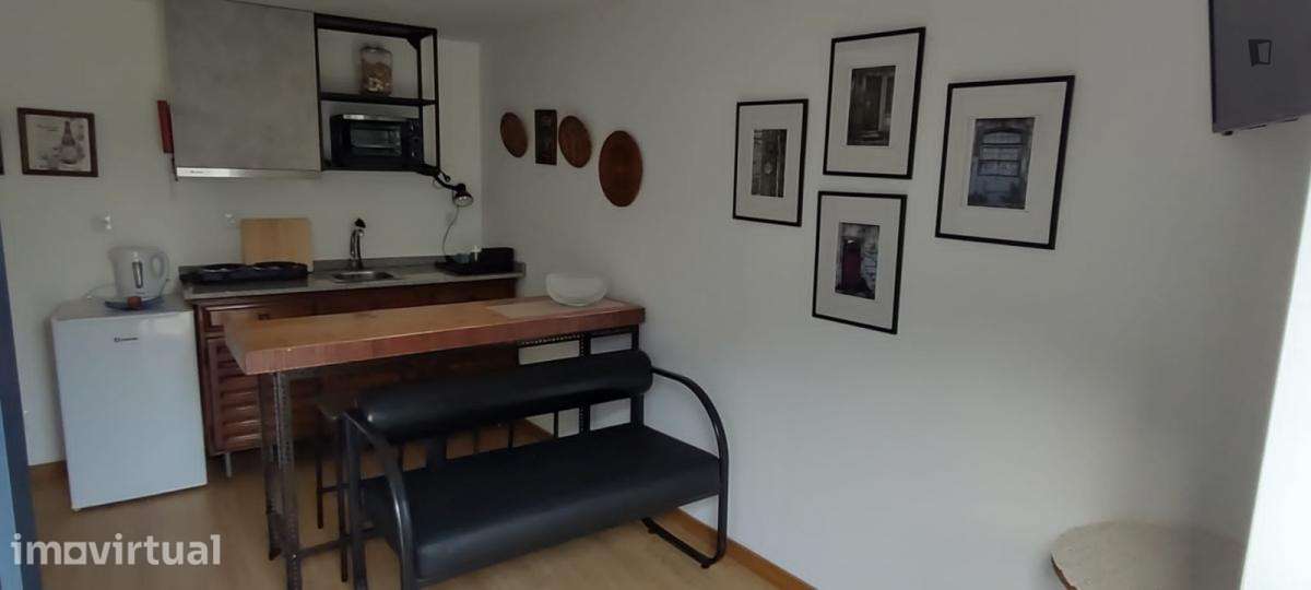 Casa com 1 quartos - localizado em Campanhã Porto - Grande imagem: 4/23