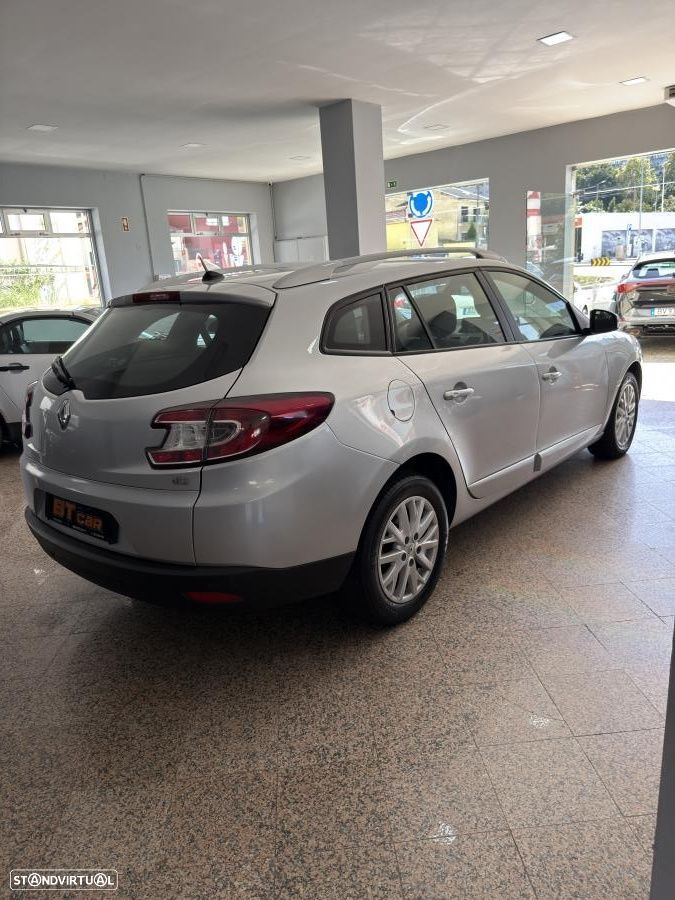 Renault Mégane Sport Tourer 1.5 dCi Dynamique SS - 20
