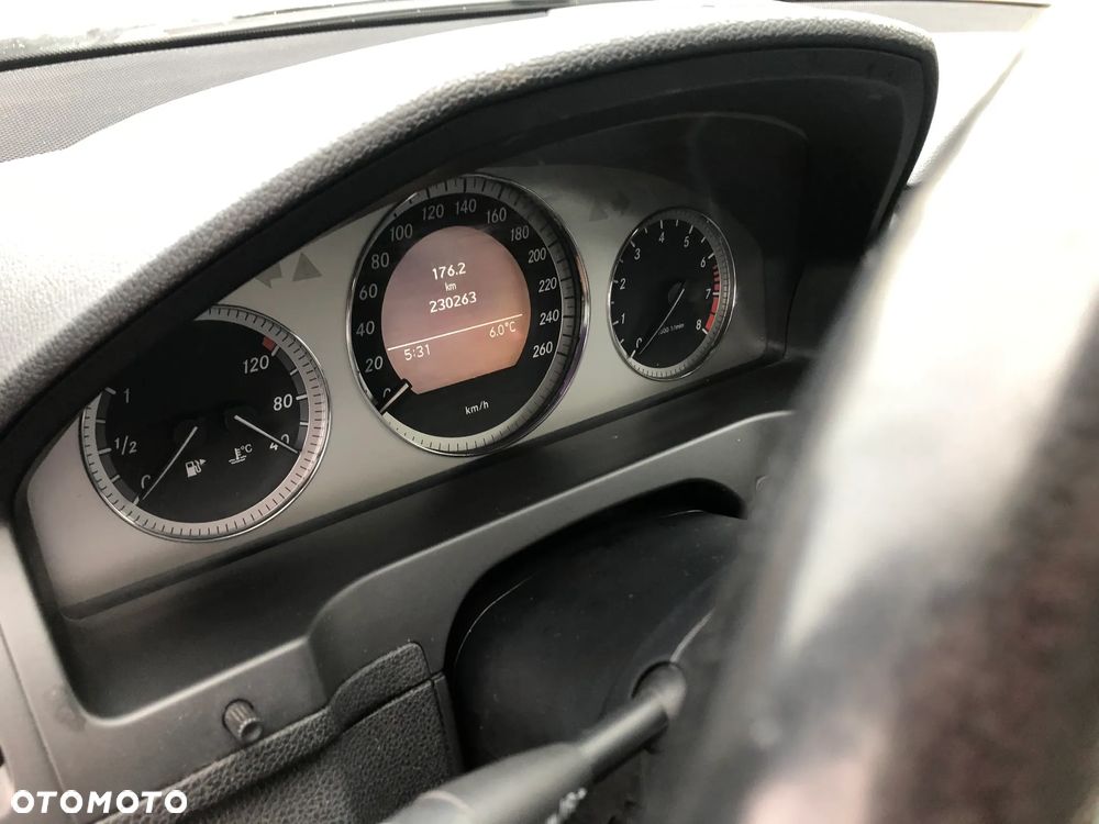 Mercedes-Benz Klasa C 180 Kompressor Avantgarde - 10